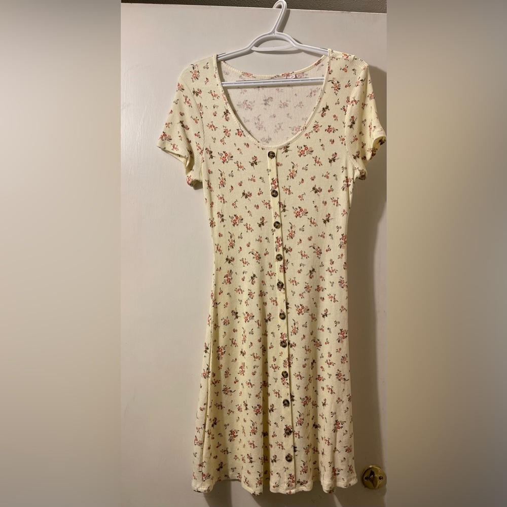 Junior’s SO Dress Size L